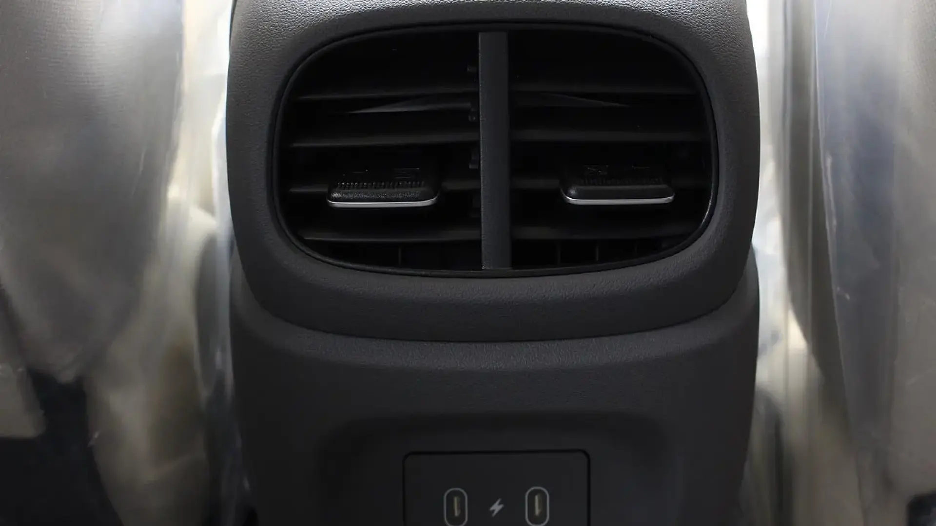 إلنترا 2.0cc ٢٠٢٦