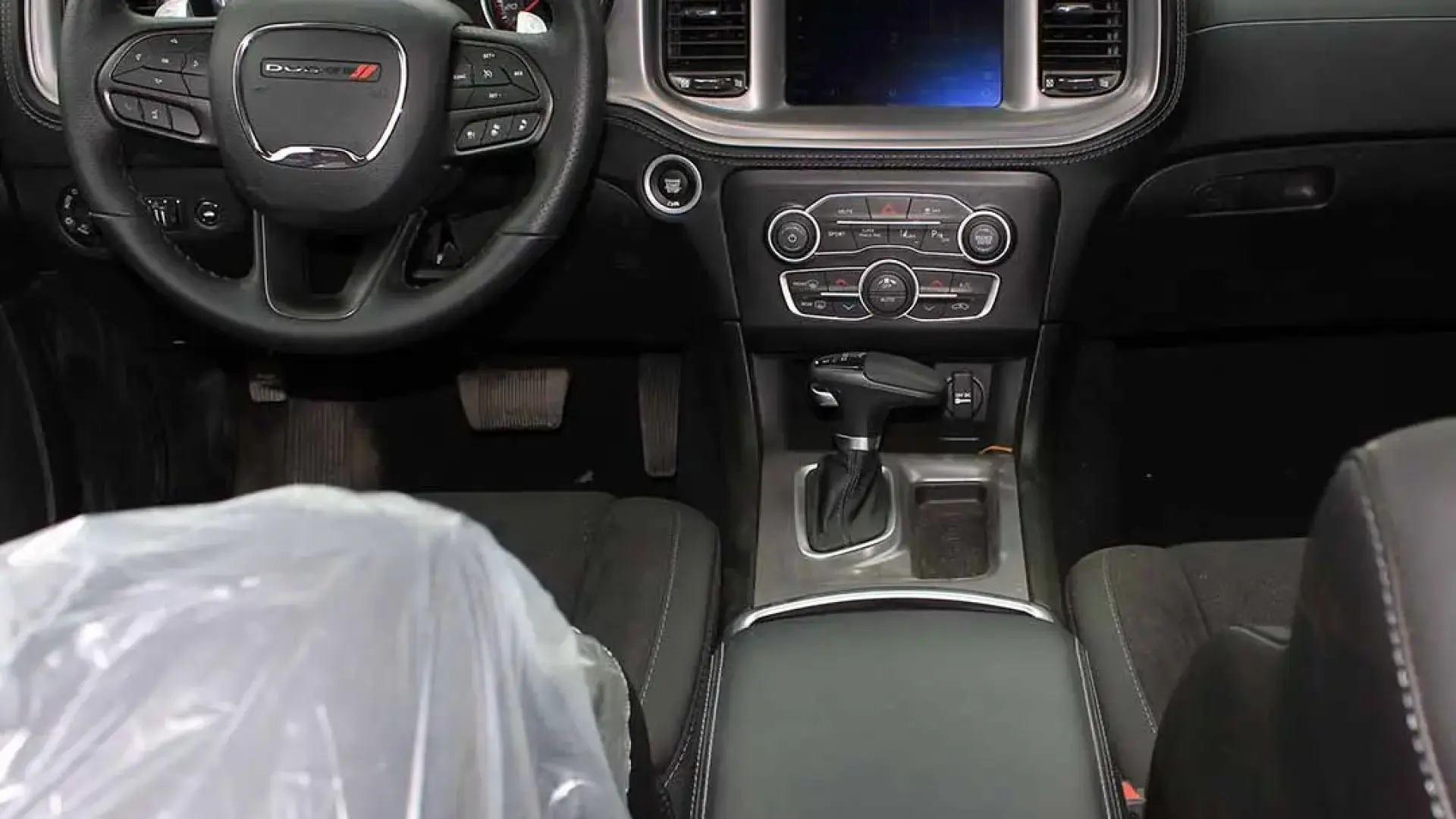 دودج تشارجر 2023