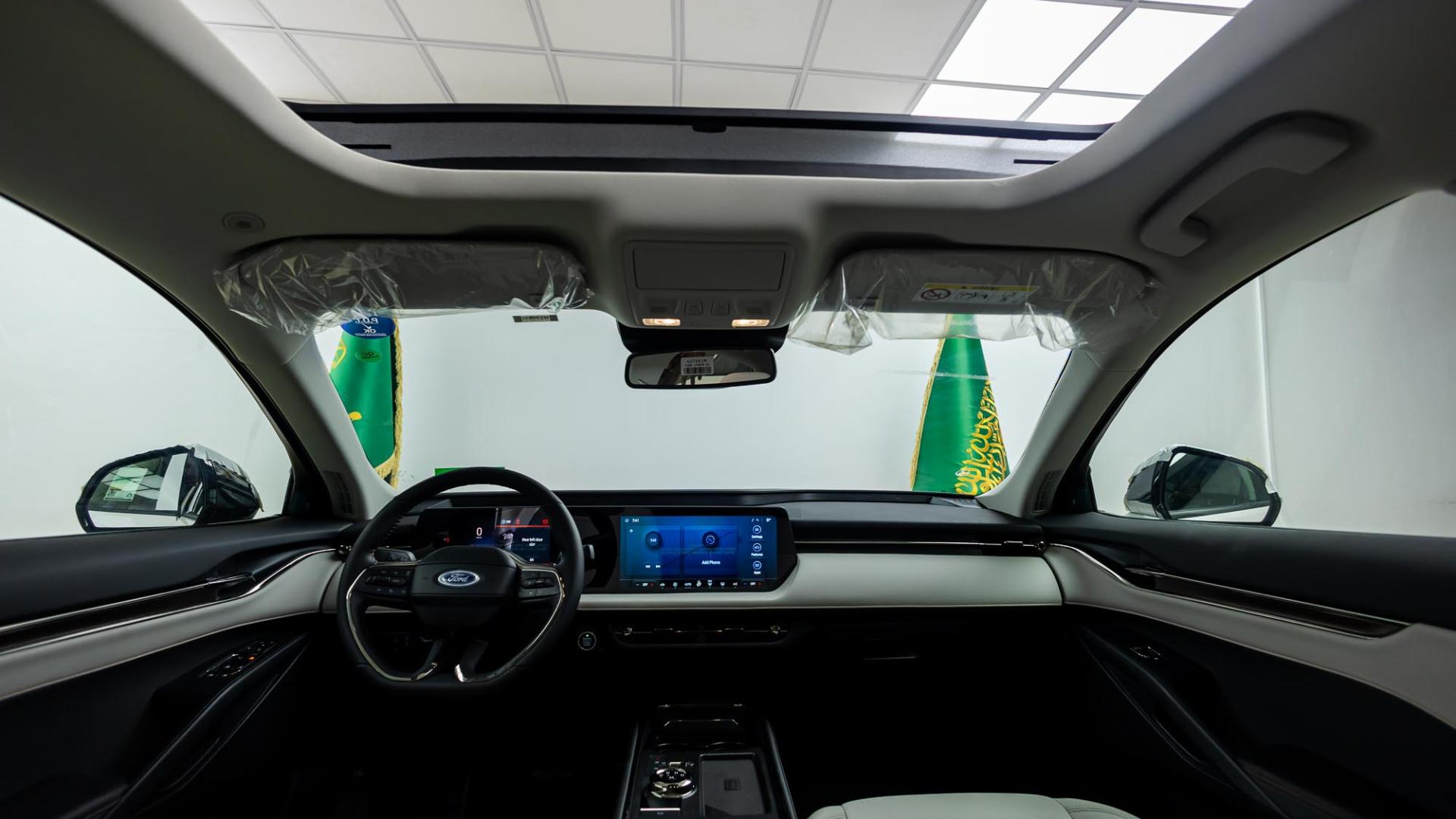 فورد تورس تيتانيوم 2026