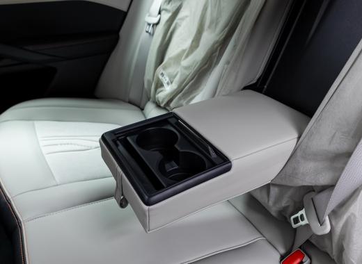 فورد تورس تيتانيوم 2026