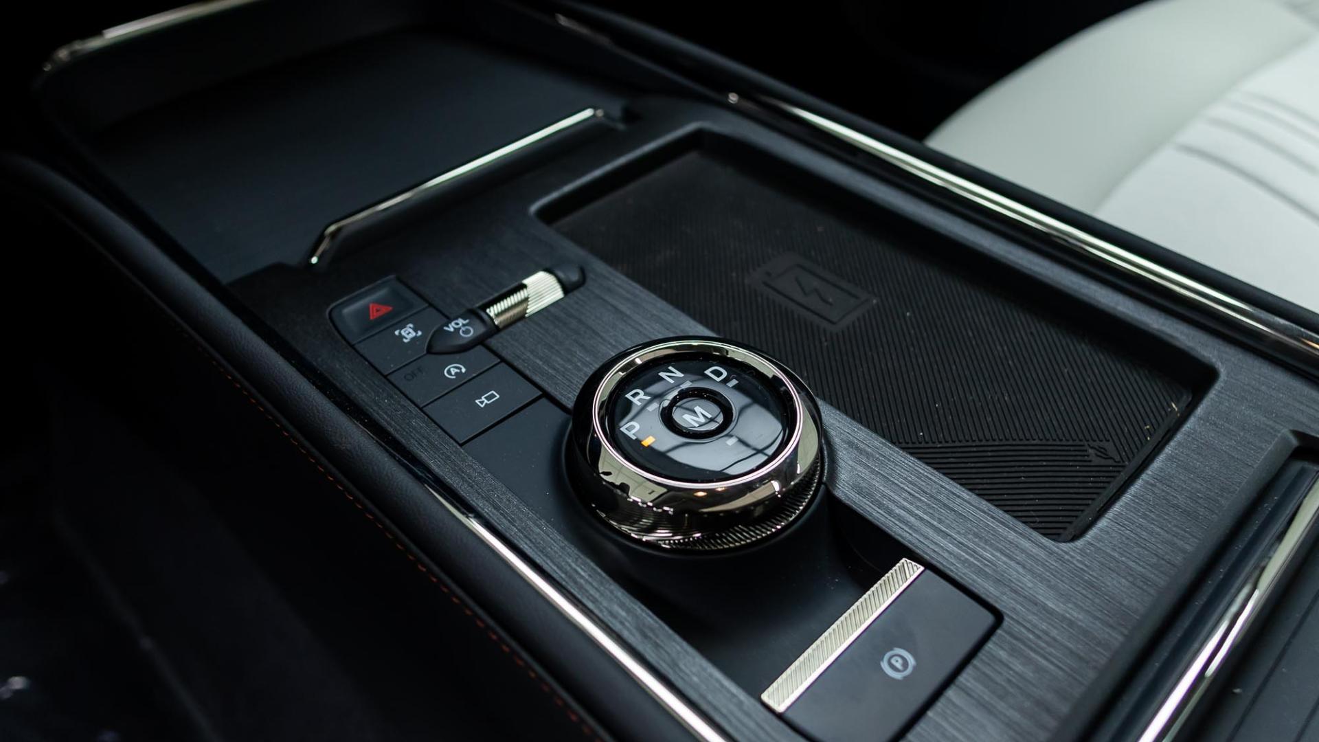 فورد تورس تيتانيوم 2026