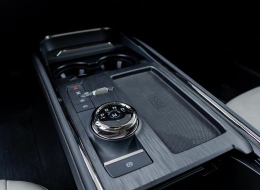 فورد تورس تيتانيوم 2026