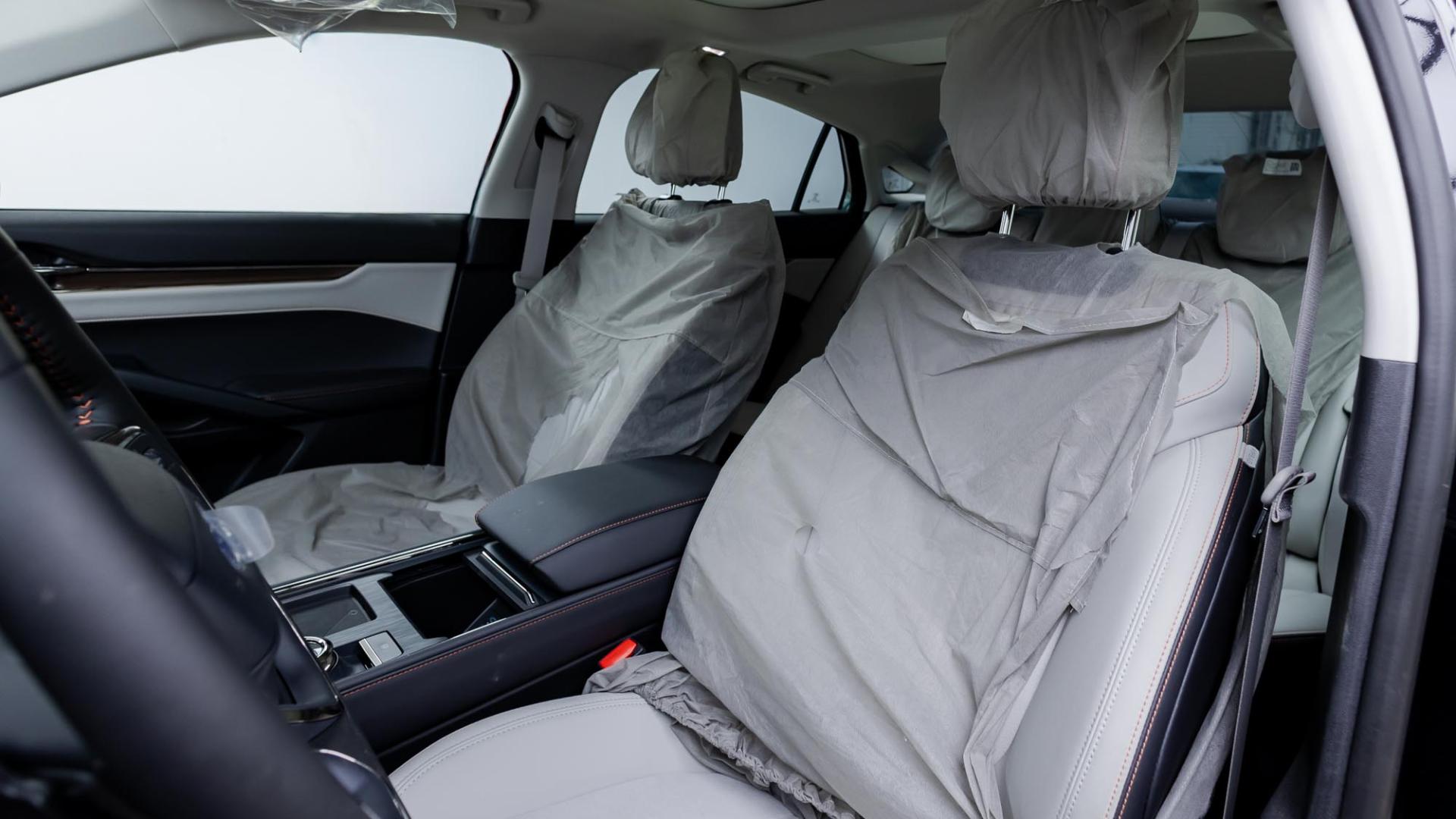 فورد تورس تيتانيوم 2026