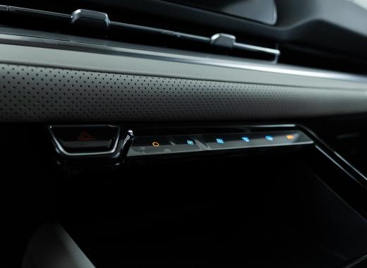 فورد تريتوري ترند