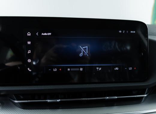 فورد تريتوري ترند