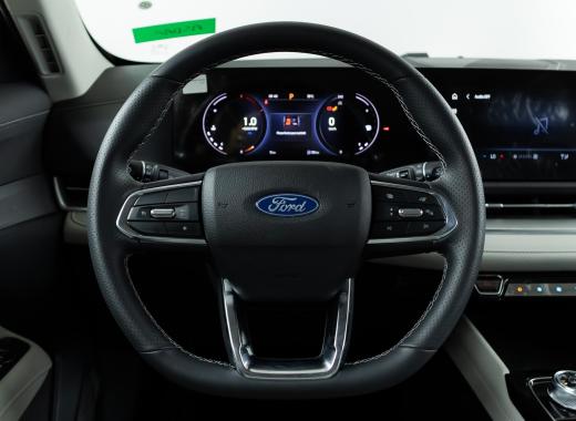 فورد تريتوري ترند