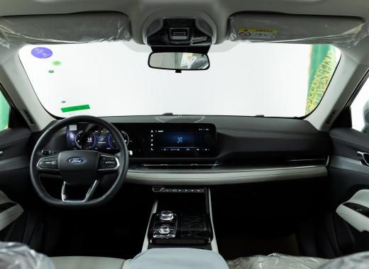 فورد تريتوري ترند