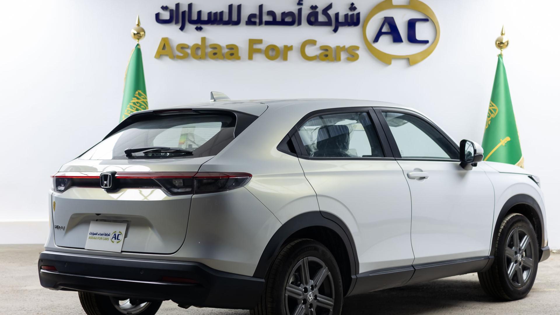 2025 نص فل  LX  HRV هوندا