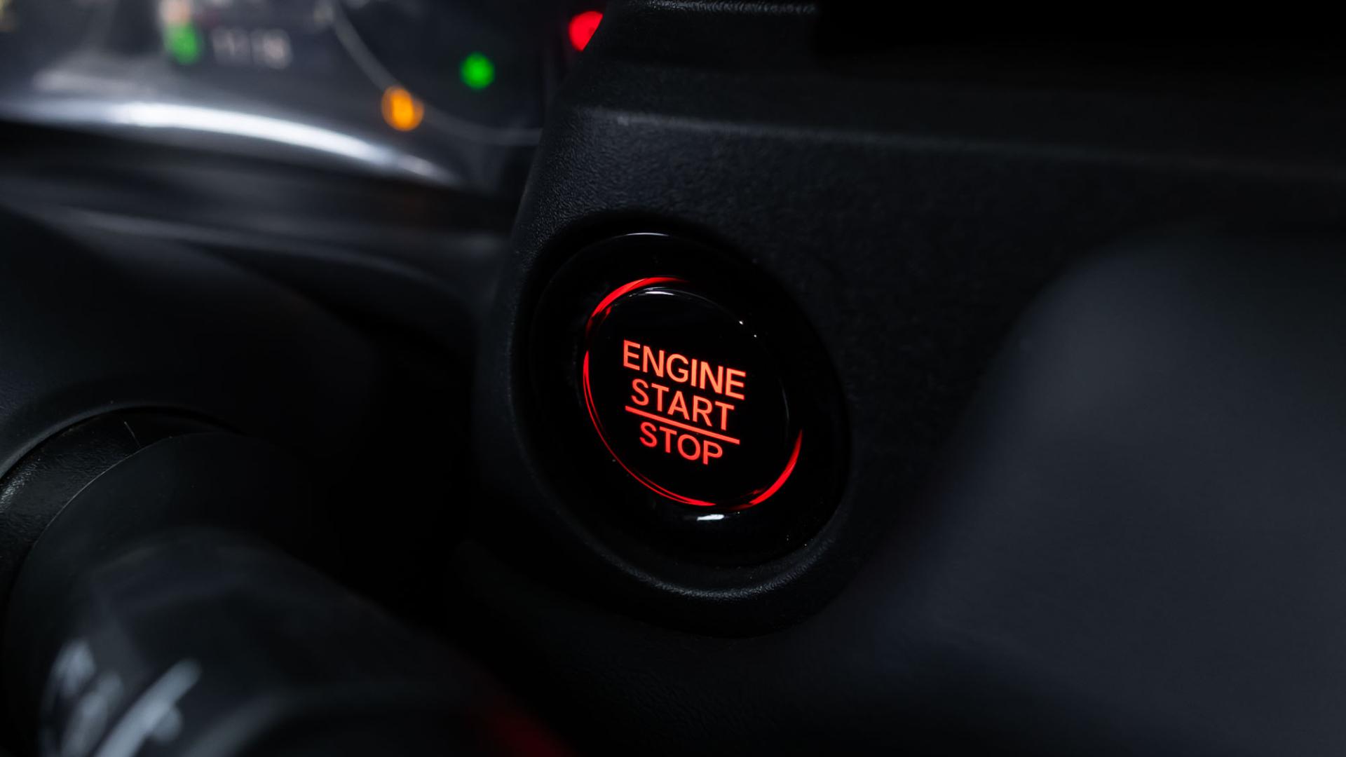 2025 نص فل  LX  HRV هوندا