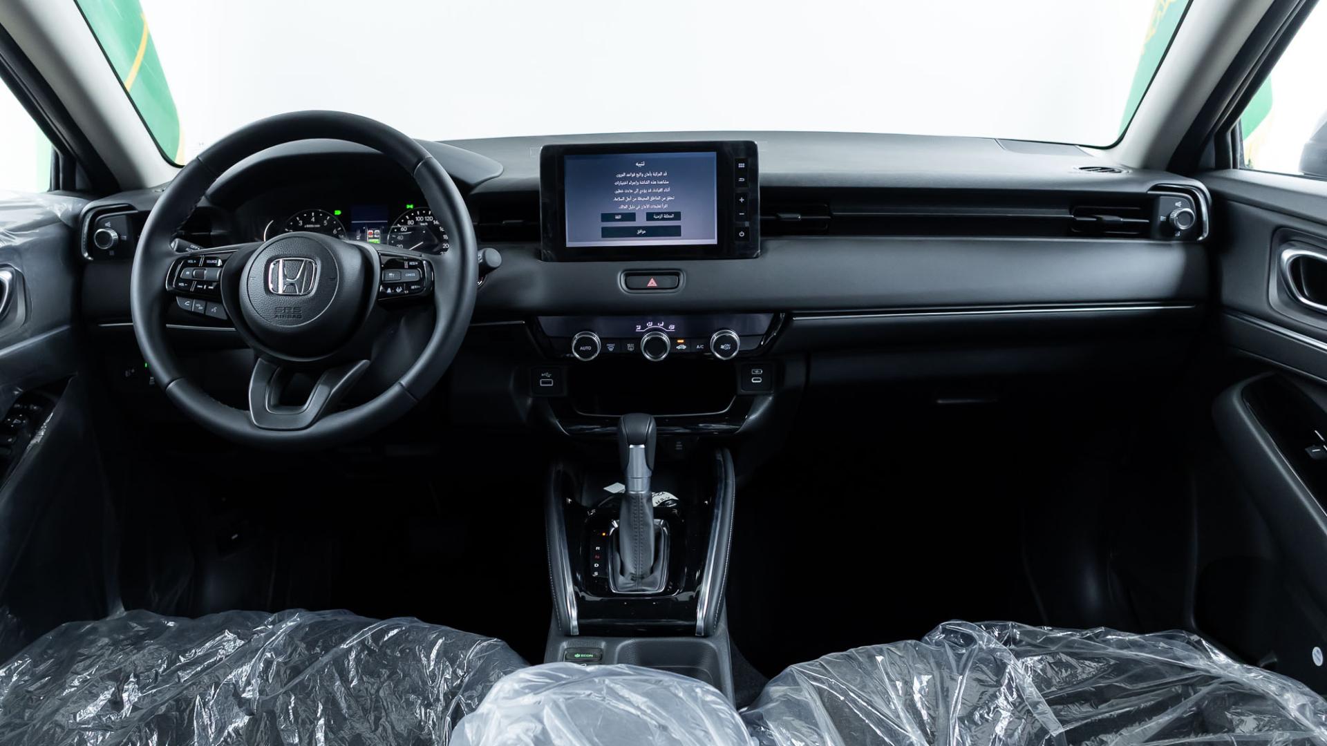 2025 نص فل  LX  HRV هوندا