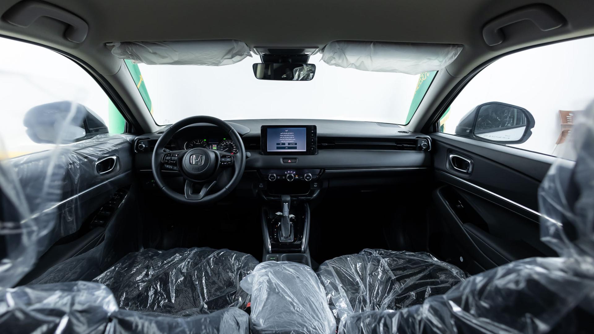 2025 نص فل  LX  HRV هوندا