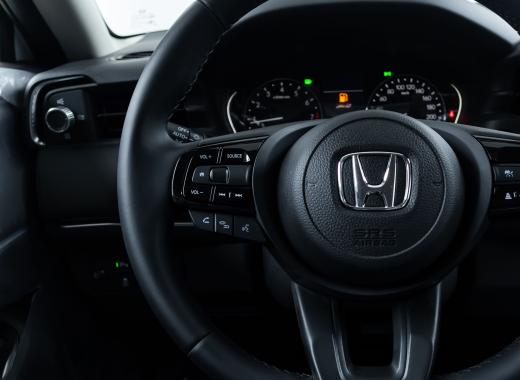 2025 نص فل  LX  HRV هوندا