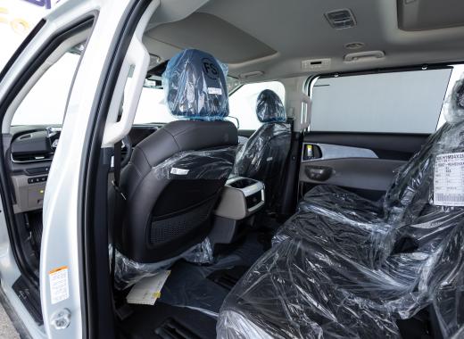 كيا كارنيفال نص فل 2025