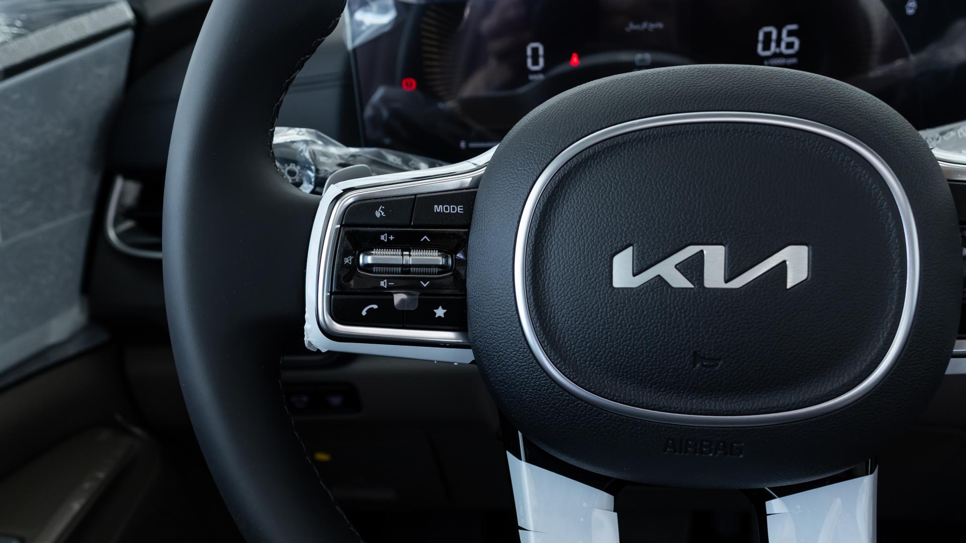 كيا كارنيفال نص فل 2025