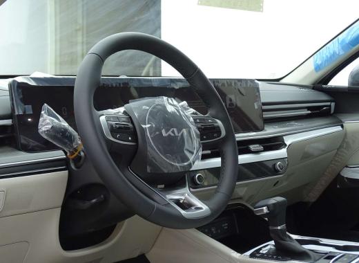 kia k5 GLS 2026