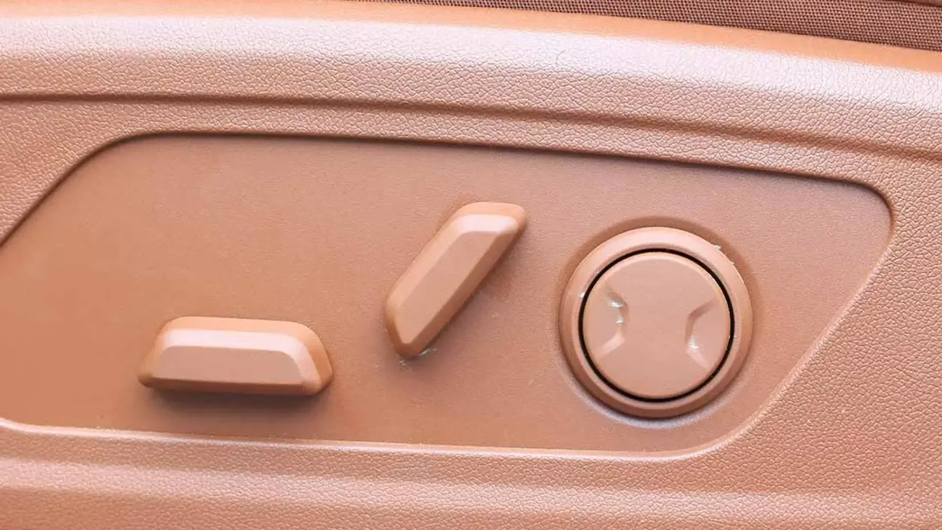 KIA k8 2025