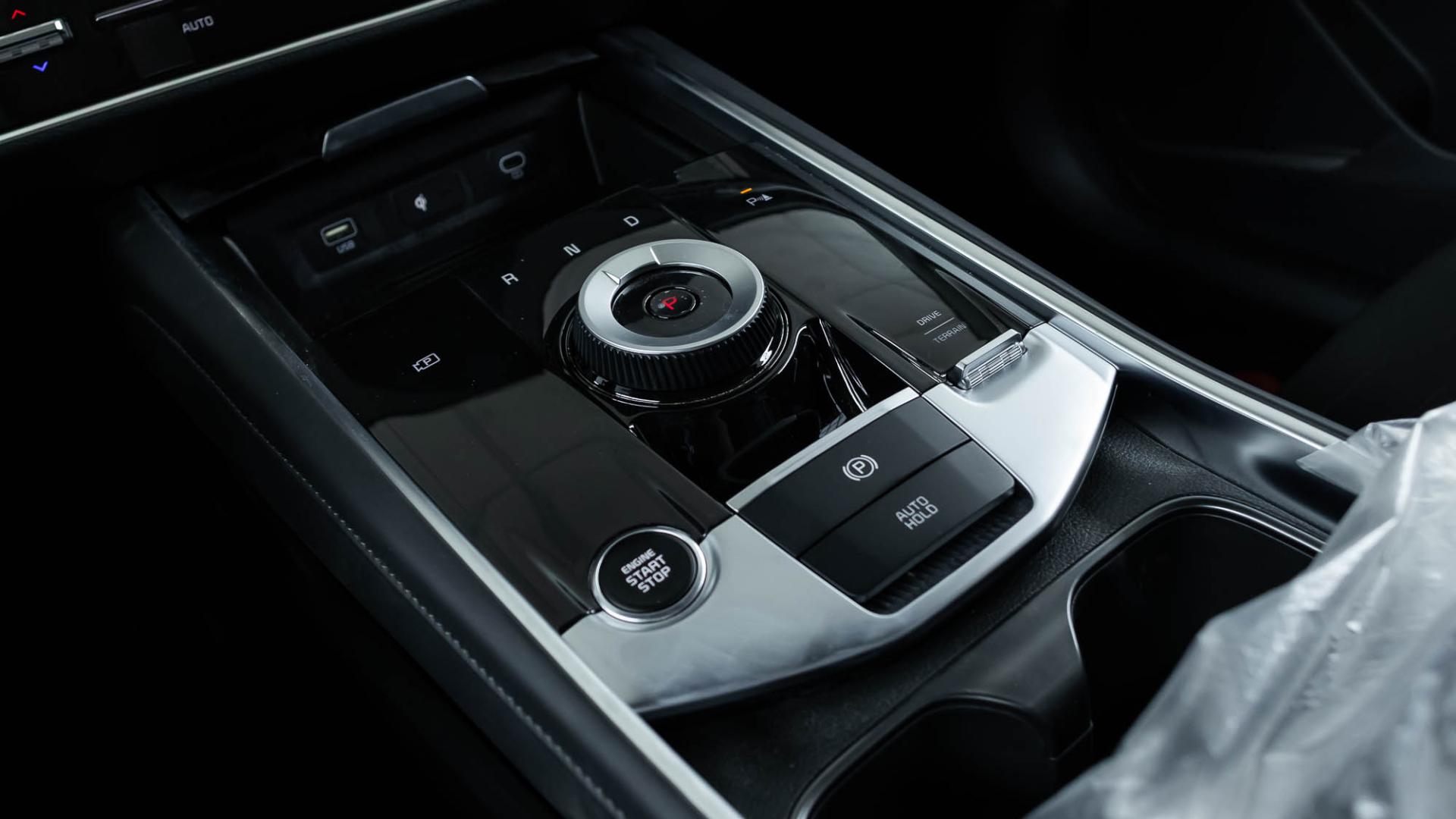 كيا سبورتاج 2.0 نص فل2025