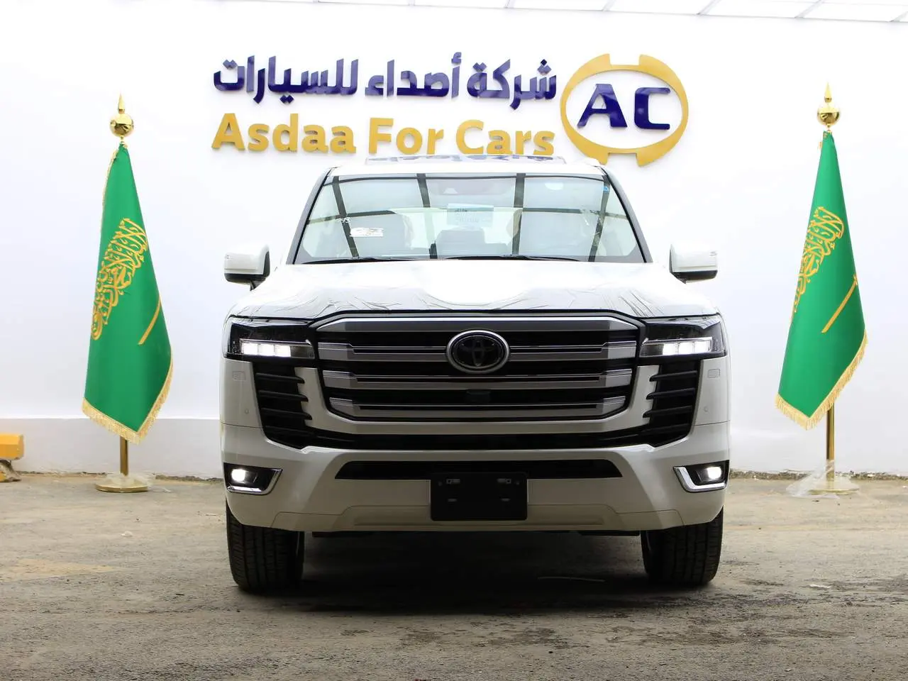 تويوتا لاندكروزر GXR-L5 2024