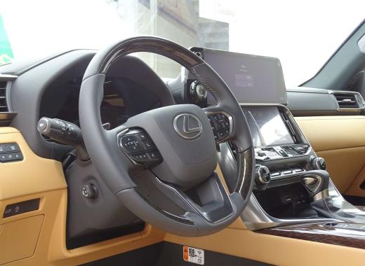 لكزس  LX600 _ BB