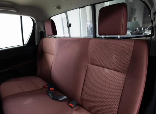 GL2 تويوتا هايلكس