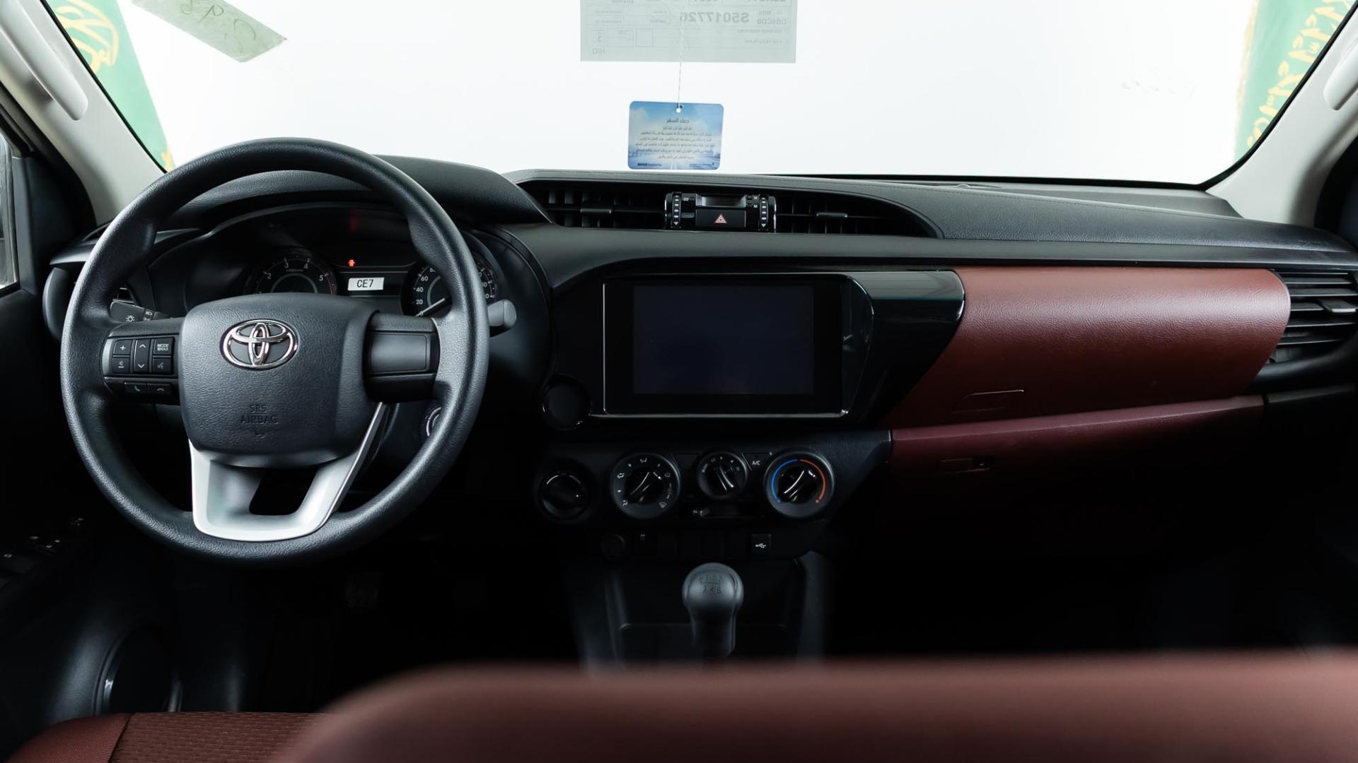 GL2 تويوتا هايلكس