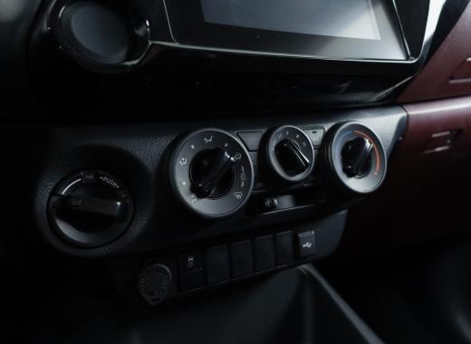 GL2 تويوتا هايلكس