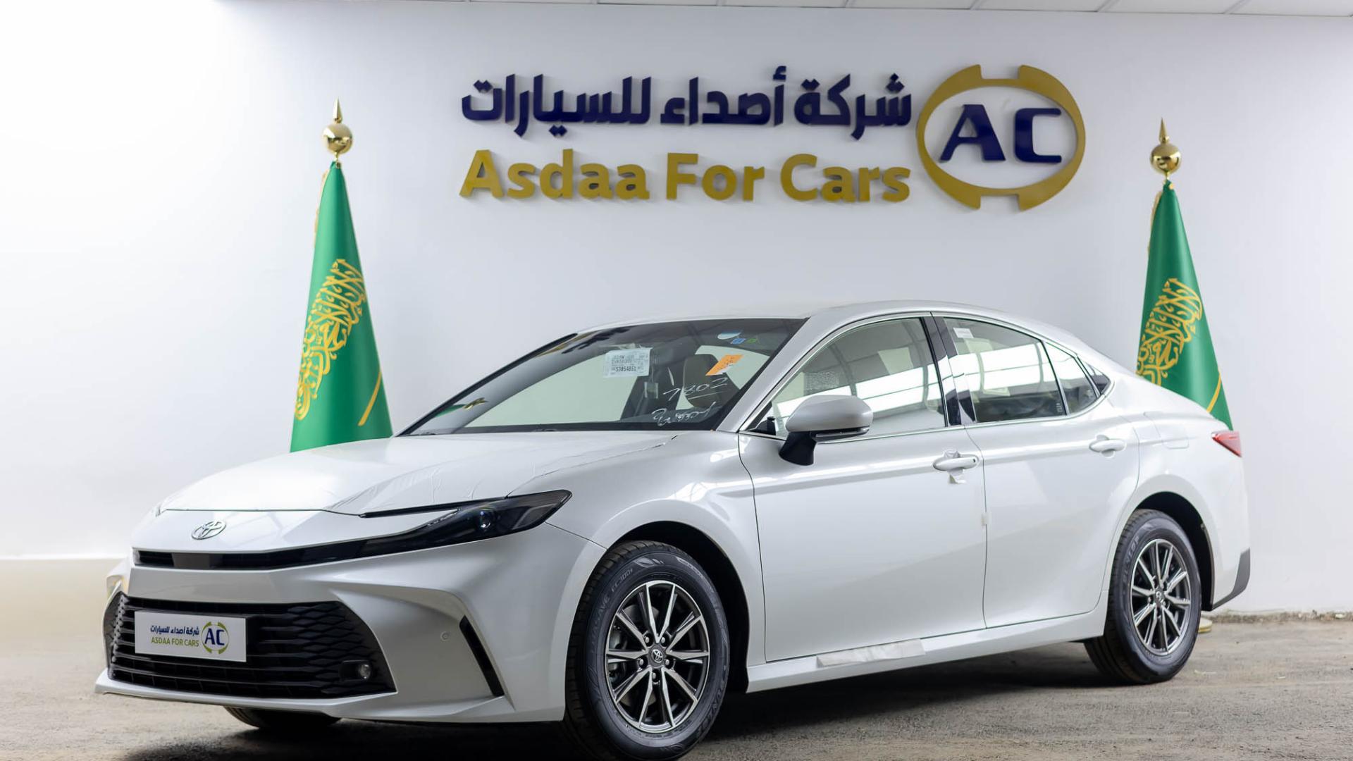 تويوتا كامري ستاندر 2025