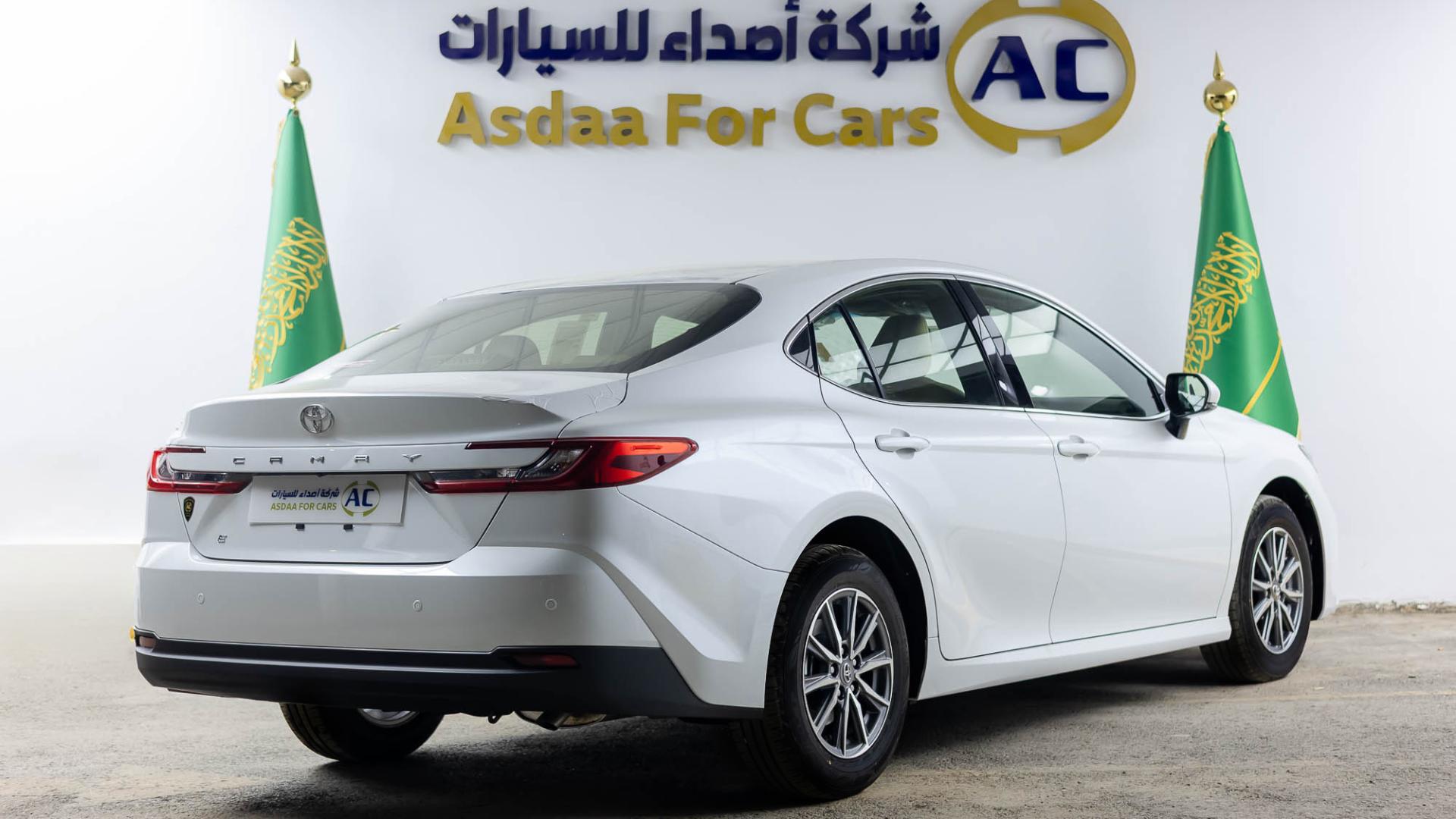 تويوتا كامري ستاندر 2025