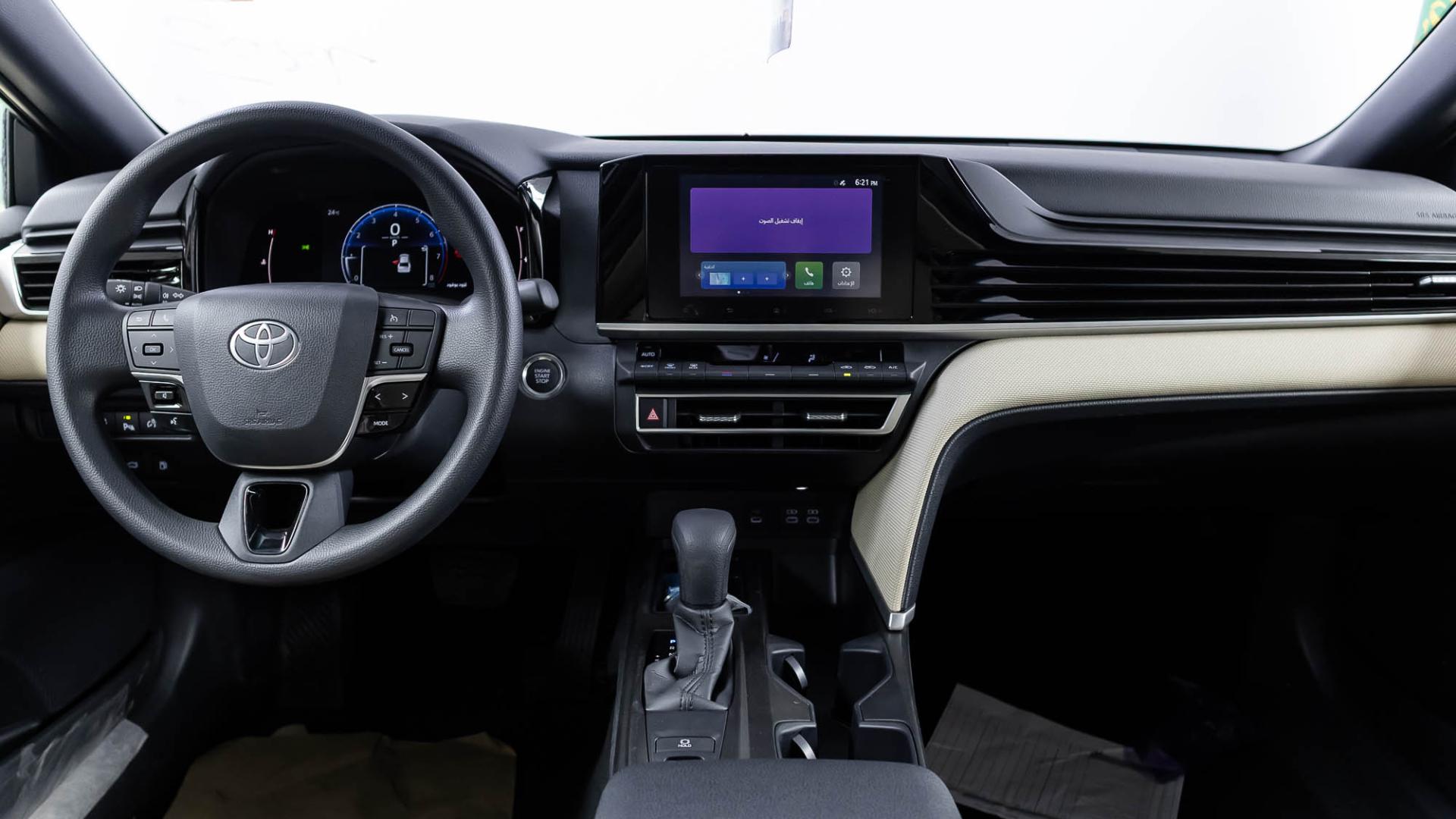 تويوتا كامري ستاندر 2025