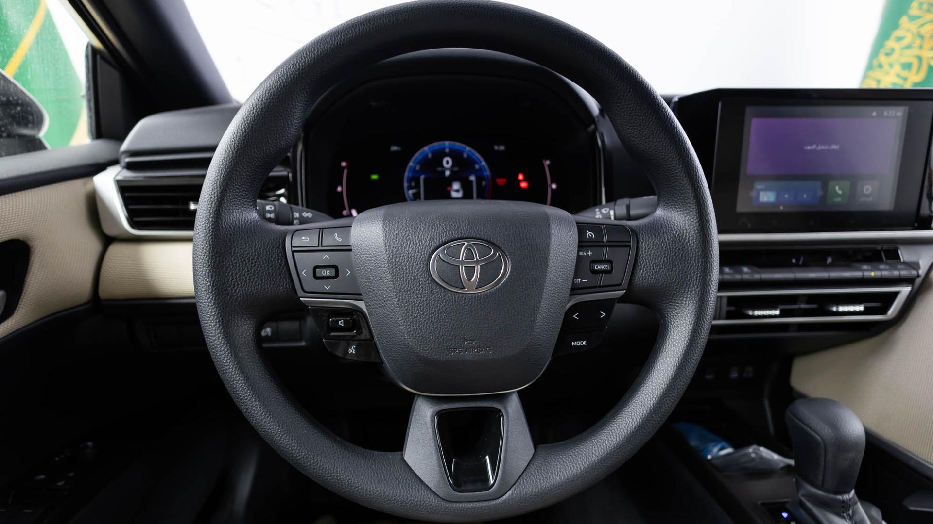 تويوتا كامري ستاندر 2025