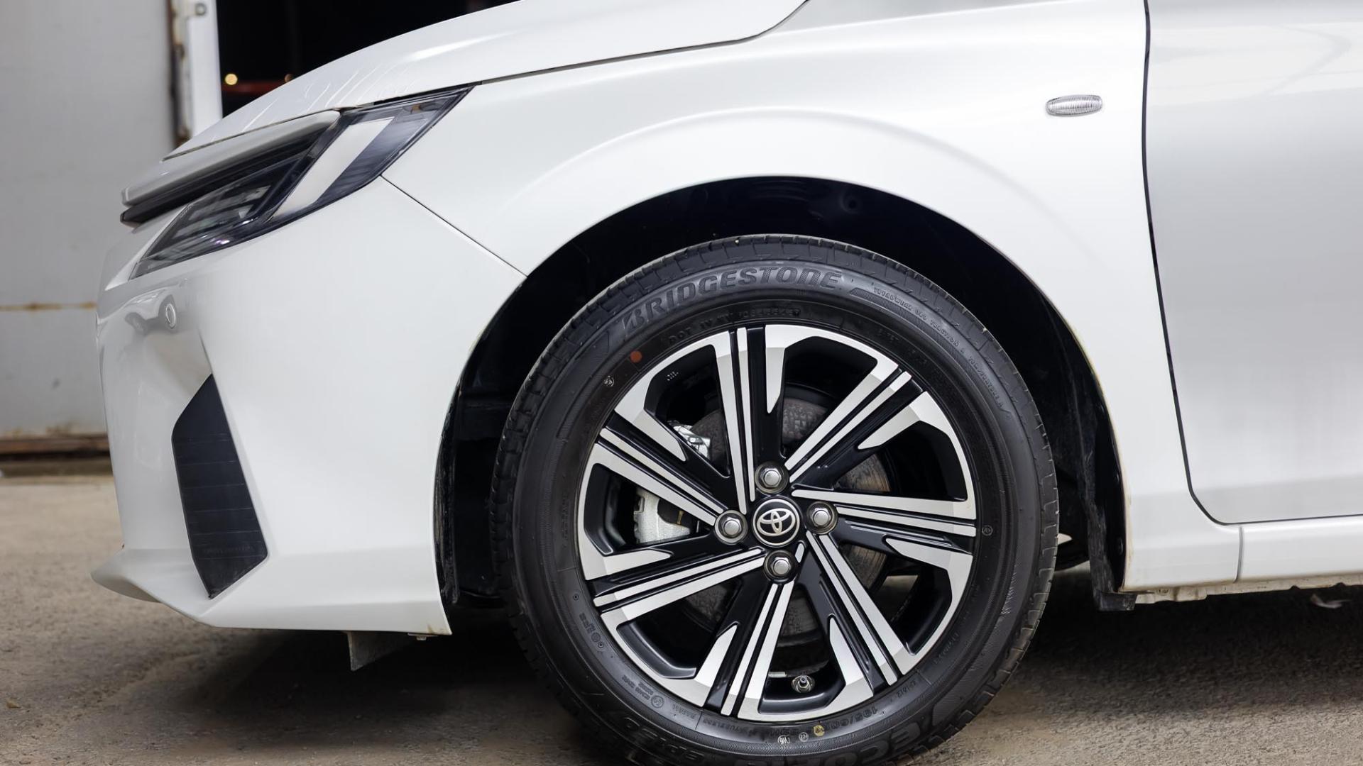 تويوتا يارس