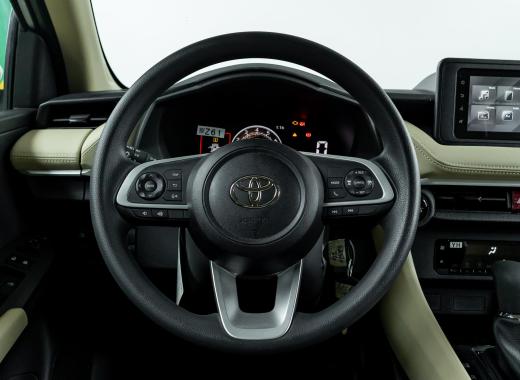 تويوتا يارس