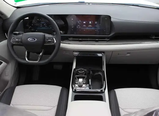 فورد تيريتوري تيتانيوم بلس